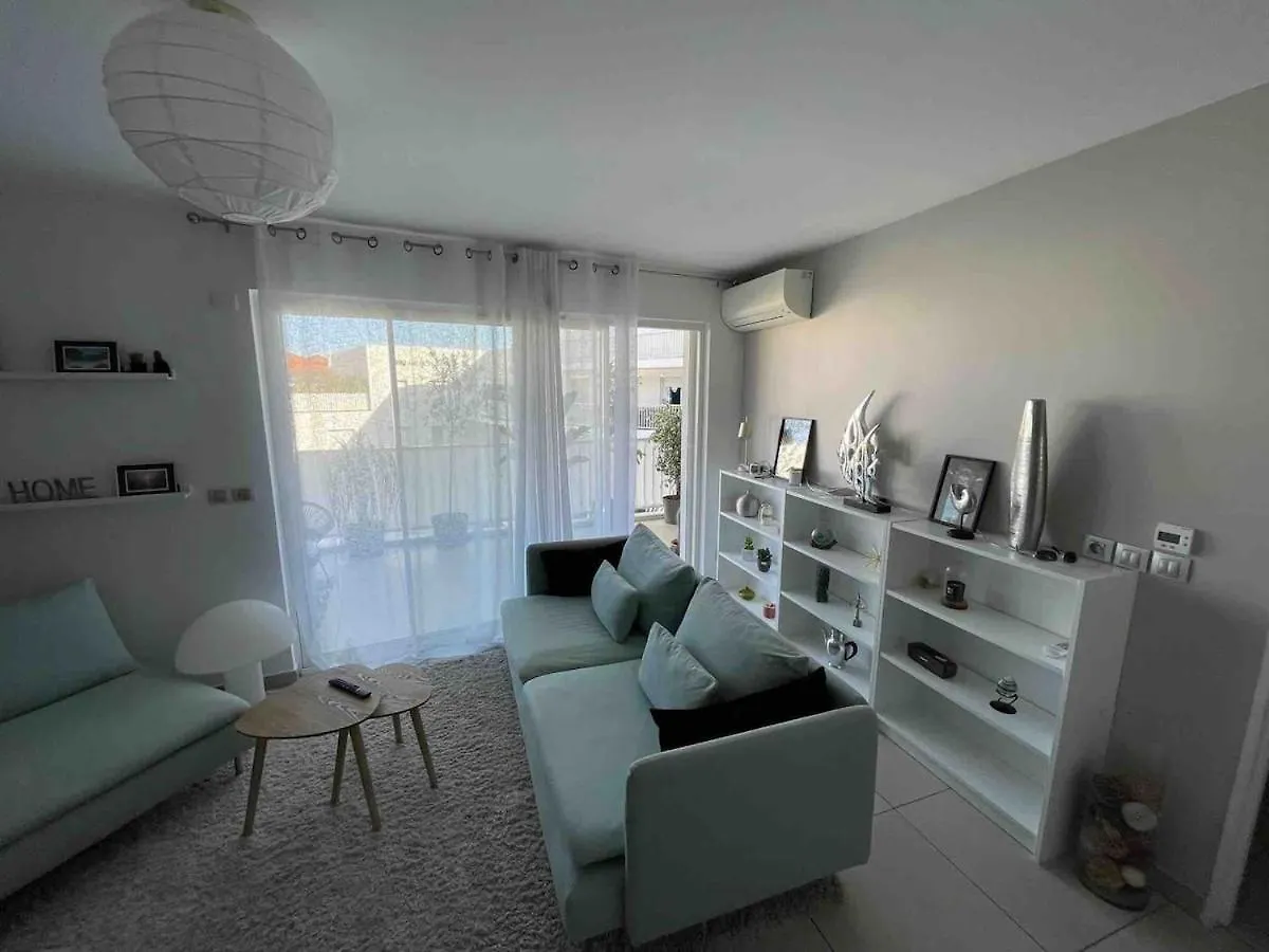 Charmant 2 Pieces Proche Croisette Cannes Apartment