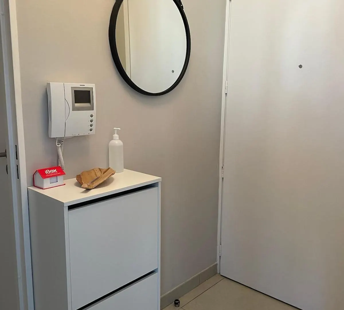 Charmant 2 Pieces Proche Croisette Cannes 0*,  France